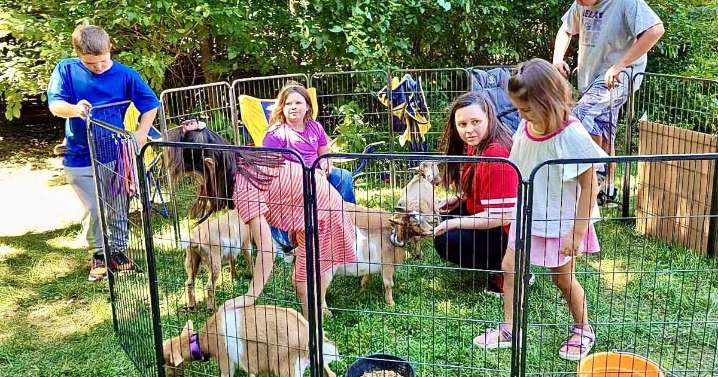 Local farm finding 'spicy' way to connect with public