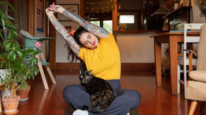 This stretching technique can help relieve stiffness and improve your mobility