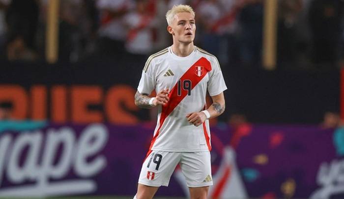 Eliminatorias: Oliver Sonne se sumó al plantel de la selección peruana para última fecha