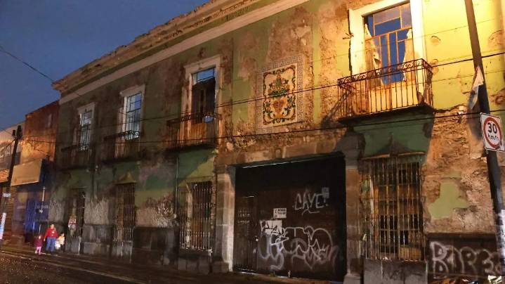 Detectan 185 casonas en mal estado en Centro Histórico de Puebla; pocos dueños buscan mejorarlas