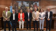 Ante enojo por retenciones, el Gobierno recibió a la Mesa de Enlace y confirmó el inicio del dragado del Salado