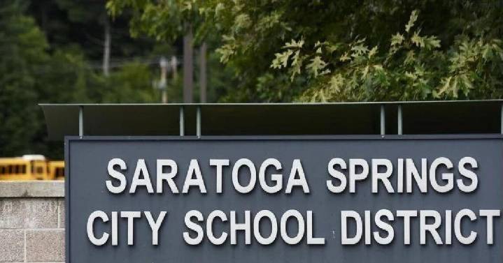 Saratoga Springs schools, police set safety plans for academic year