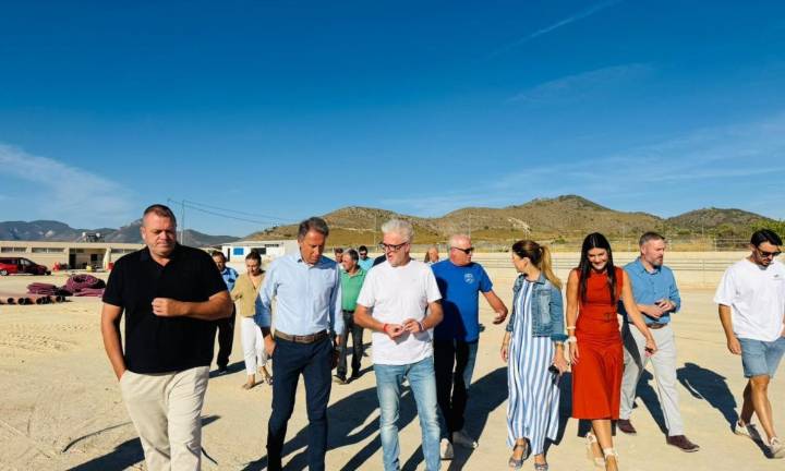 El nuevo campo de fútbol de Los Yesares en Zarcilla de Ramos entra en su fase final con césped artificial y graderío