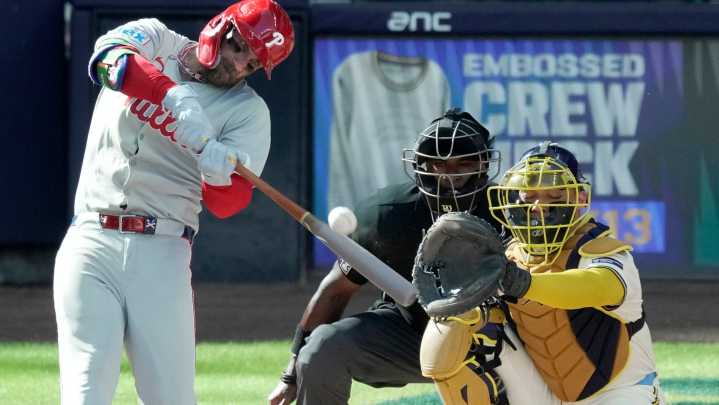 Phillies at Brewers odds, picks and predictions