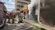 Bomberos de Aguascalientes sofocan incendio en el Barrio de la Estación