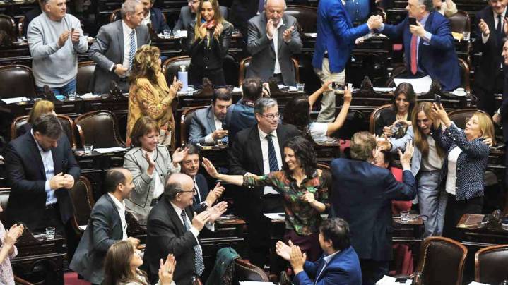 Campo minado: ATN, Presupuesto y cuidar a Karina