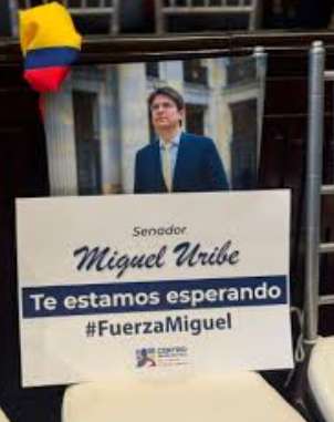 En Barranquilla realizaron homenaje a Miguel Uribe Turbay