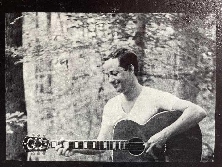 Joe Hickerson, folk musician and lead archivist of folk music at the Library of Congress, dies at 89