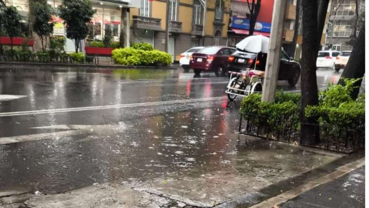 Lluvias matutinas dejaron 63 encharcamientos en CDMX