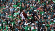 Micah Parsons’ mom is at Eagles clash wearing Cowboys gear
