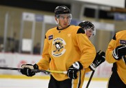 Jack St. Ivany gets ‘green light’ and makes a difference in Penguins’ 1st preseason win