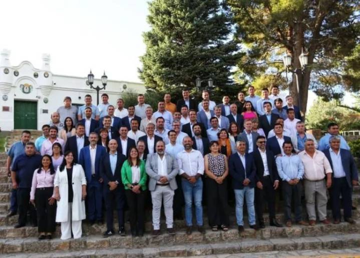 Provincia invierte más de 1.700 millones de pesos para obras priorizadas en 14 localidades