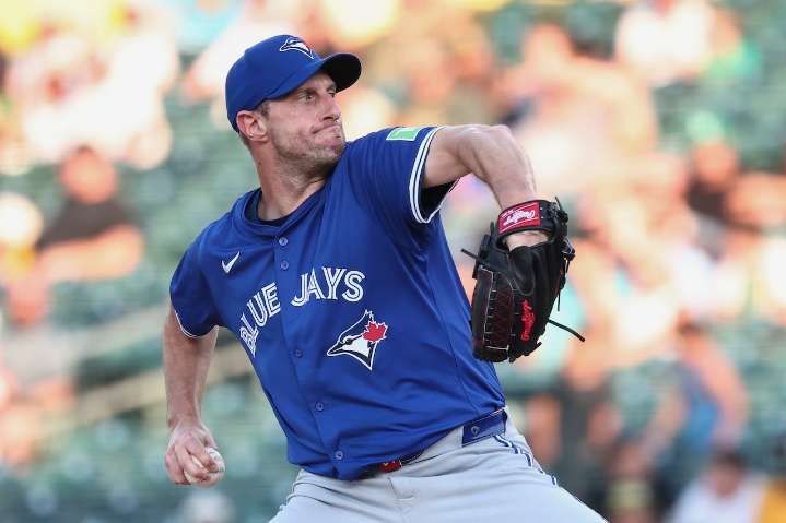 Watch Blue Jays vs. Royals today, free streams, start time on MLB on Apple TV+