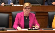 Nellie Pou encabeza reclamo a FEMA para acelerar la reconstrucción del Parque Industrial Costero de Mayagüez