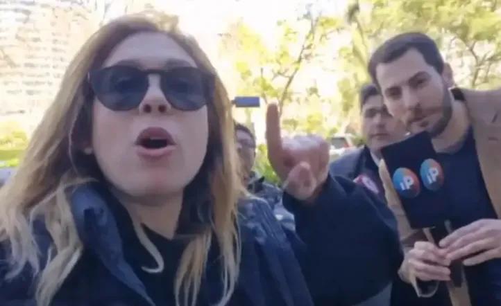Lilia Lemoine explotó contra periodistas y amenazó con llamar a la policía: “Me están acosando”