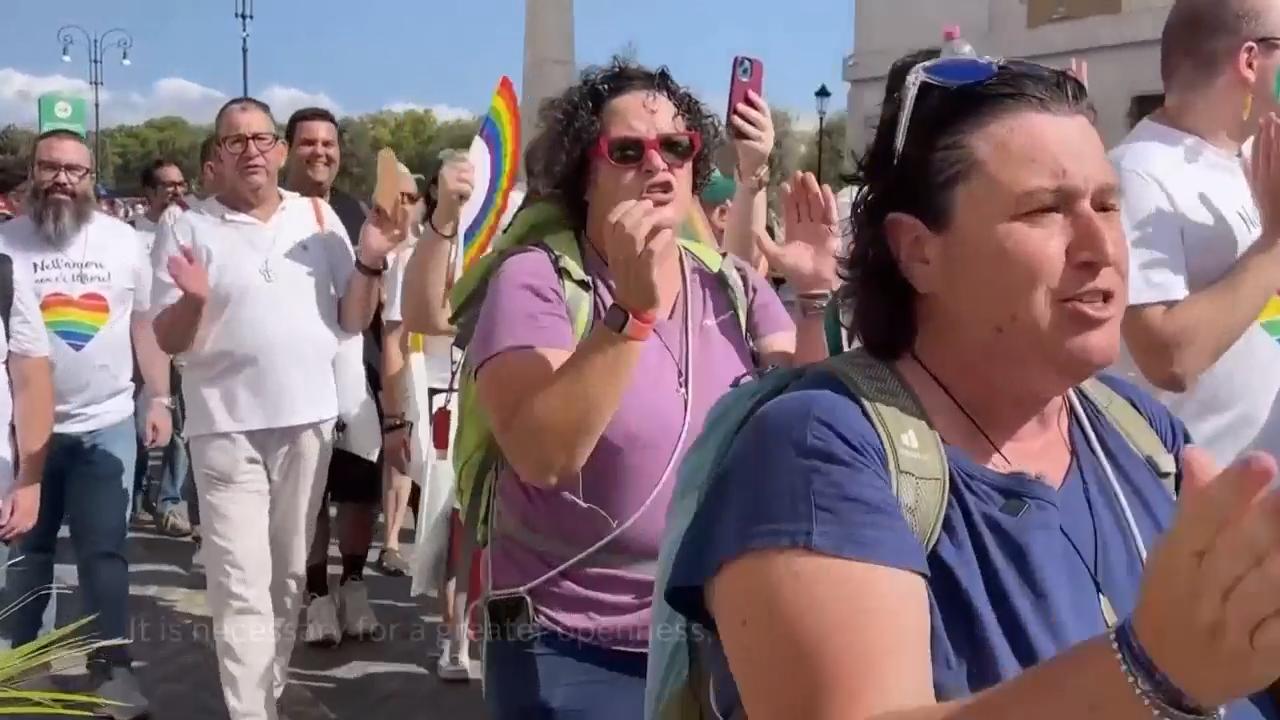 Lesbian couple pass through Vatican's holy door with daughter in LGBTQ+ jubilee pilgrimage