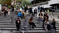 'Concerning' sign for workers as ABS employment data shows job vacancies fell