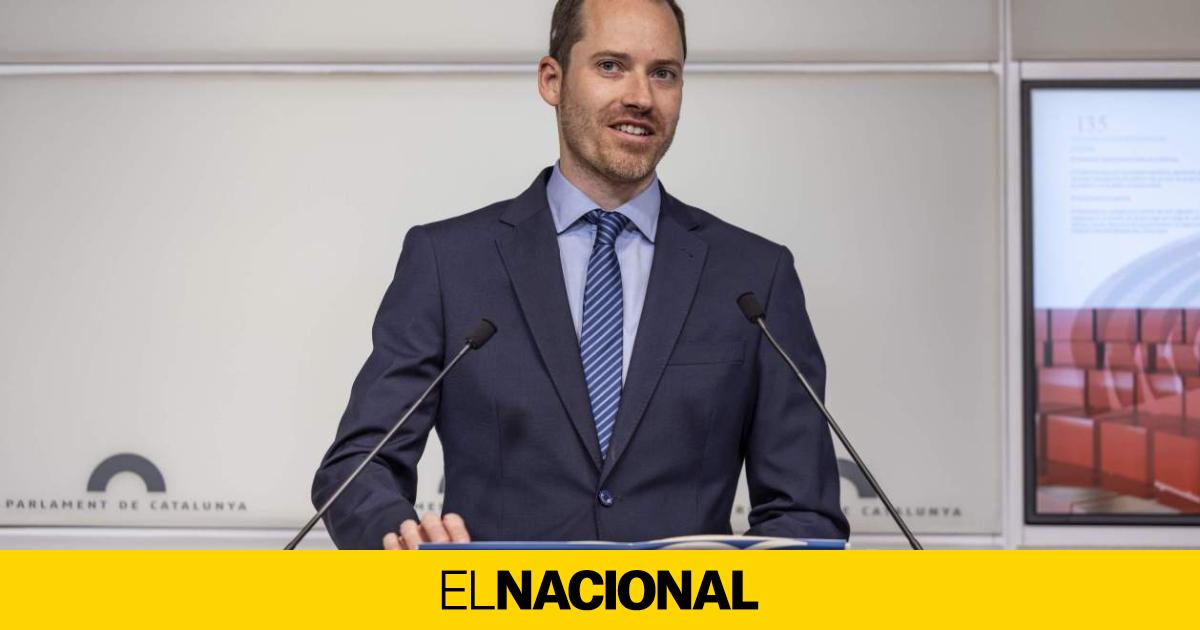 PP y Vox piden a Illa explicaciones por la reunión con Puigdemont: "Viaja como títere de Sánchez"