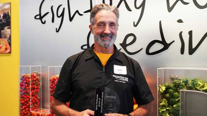 Second Harvest Honors  Volunteers