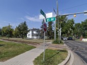 Senior found fatally injured in Edmonton backyard was walking in alley