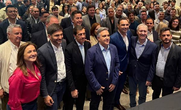 Con críticas al rumbo económico de Milei, Provincias Unidas se lanza en Santa Fe