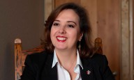 Rosa María Agudelo Ayerbe presenta Desde la sala de redacción