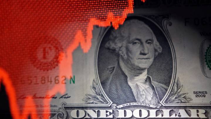 Peso mexicano repunta tras informe laboral de EU
