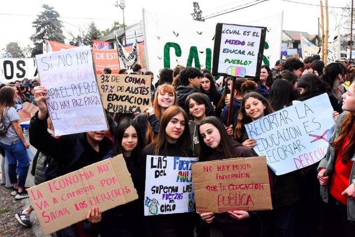 Galería: las mejores imágenes de la marcha en defensa de la Universidad