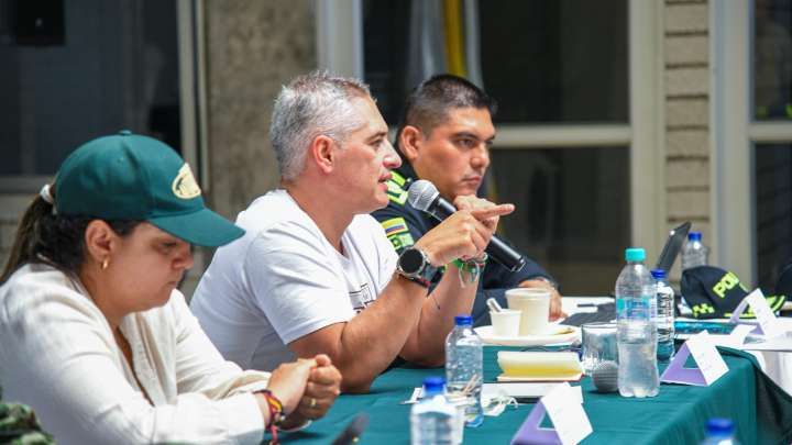 Gobernador de Antioquia ofrece millonaria recompensa por alias ‘el Viejo’, cabecilla del Clan del Golfo en San Roque