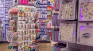 Histórica cadena de tiendas que todos visitan anuncia cierre definitivo y rematará miles de productos: cuál es
