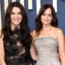 Emmys 2025: Alexis Bledel, Lauren Graham's Gilmore Girls Reunion