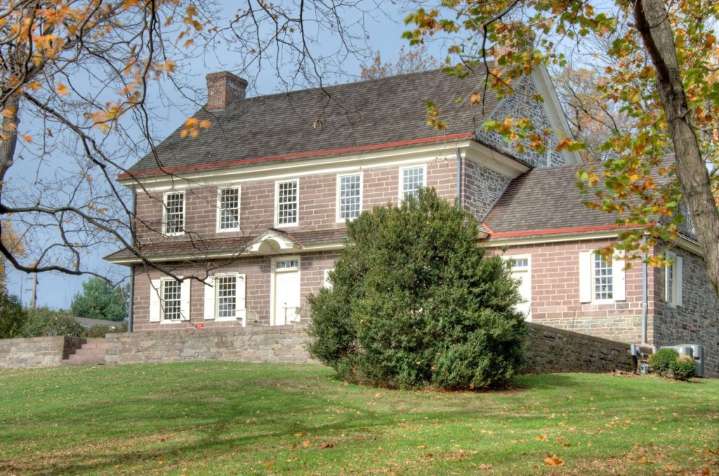 Happy Hour, Children’s Hour and Spooky Hour at Pottsgrove Manor