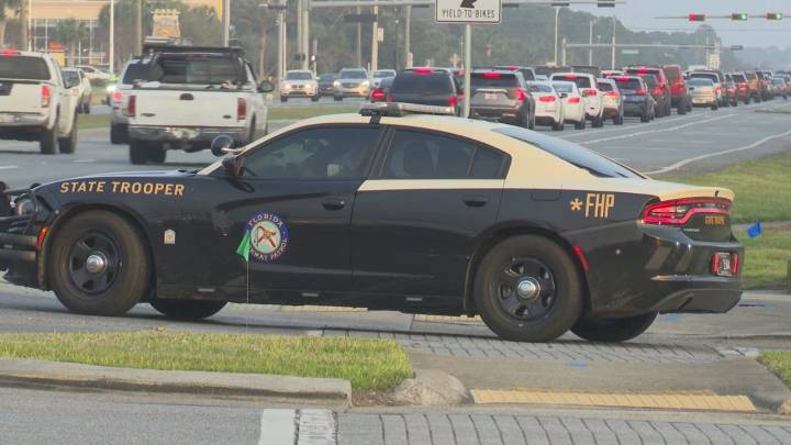 Más de 350 migrantes fueron detenidos en cuatro días por la Patrulla de Carreteras de Florida