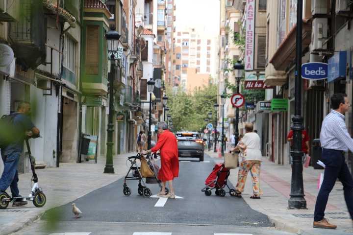 Castellón instalará esta semana la jardinería en la calle San Vicente