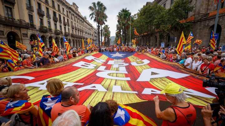 La manifestación de la ANC se estrella por culpa del clima y el desánimo 'indepe'
