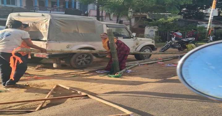 Clashes Erupt in Udaipur Over PM’s Security Barricade Bamboos and Looting of Flowers, One Critical Referred to GB Hospital