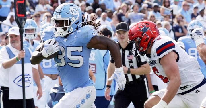 North Carolina dominates Richmond for Belichick's first home win