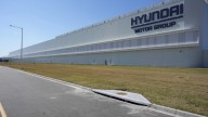 Redada sorpresa de ICE en una planta automotriz dejó más de 470 migrantes detenidos