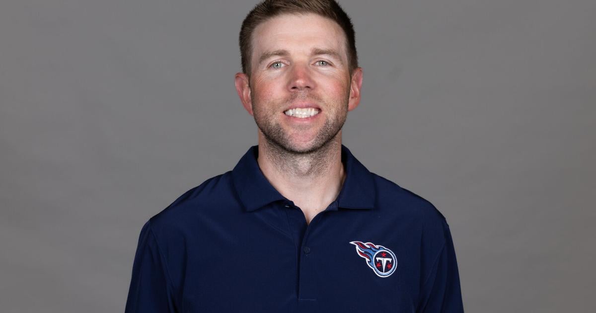 Titans' Brian Callahan turns over play-calling duties to Bo Hardegree