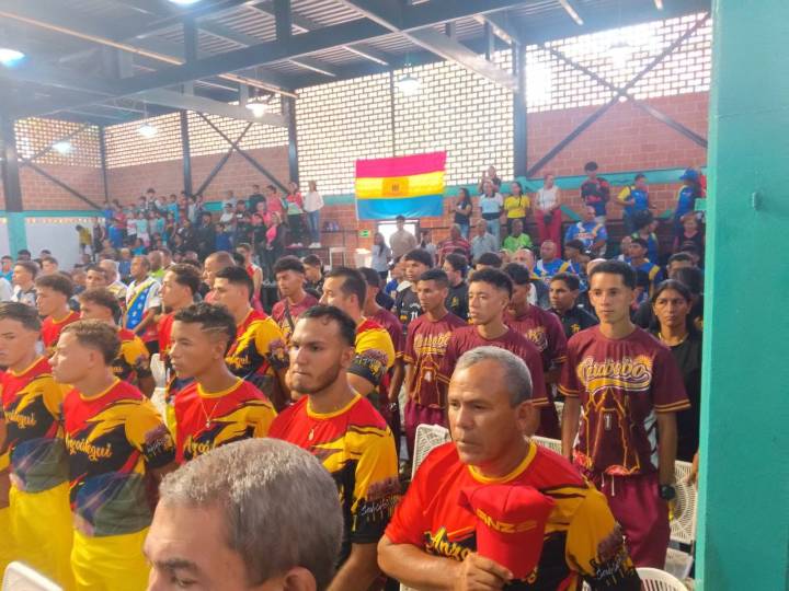 Inauguran 43er Campeonato Nacional Juvenil de Bolas Criollas en Los Teques