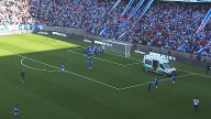 Conmoción en el Claro Arena: Patricio Toledo se desploma en plena despedida de capitanes de la UC y es llevado de urgencia a la clínica