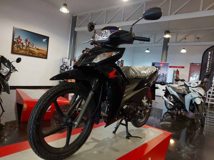 La venta de motos 0km cayó en agosto a nivel mensual e interanual