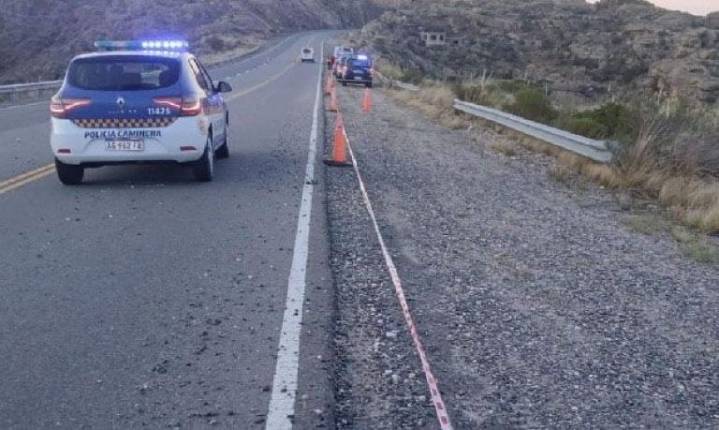 Murió un hombre tras despistarse y caer 40 metros por un barranco en Altas Cumbres