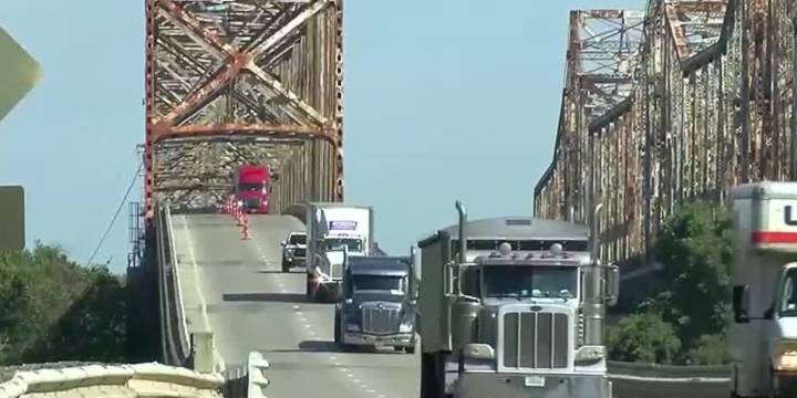 KYTC pushes back Twin Bridge lane closure