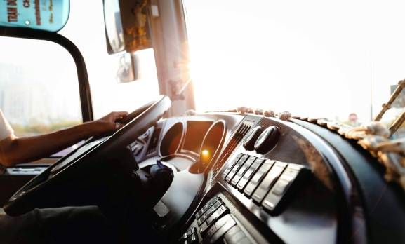 Viajar gratis en autobús por Castilla y León ya es una realidad: así funciona la nueva tarjeta Buscyl