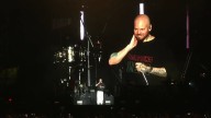 Residente hace vibrar al Zócalo con un canto a la libertad y la resistencia