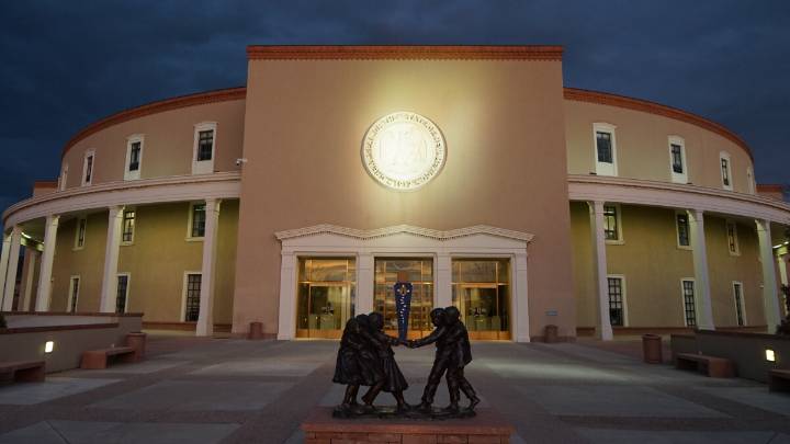 Governor calls on NM state lawmakers to shore up safety net programs from federal cuts