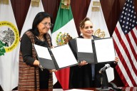 El SNTISSSTE y la CDHCM firman convenio en materia de trato digno