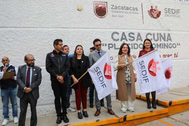 Acompaña Presidenta Honorífica de SEDIF a niñas y niños de Casa Cuna “Plácido Domingo” en su regreso a clases