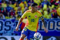 James Rodríguez marca doblete y emociona a los hinchas